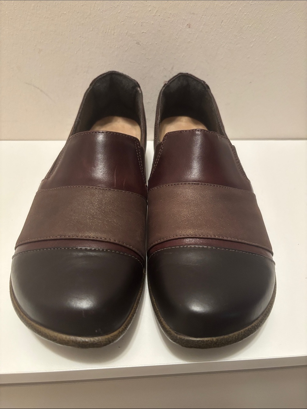 Naot Two-Tone Brown Leather Slip-On Loafers 40/9 comfort - Picture 10 of 10
